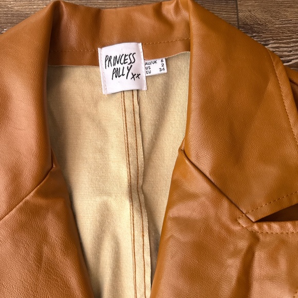 Princess Polly Jacket - Picture 2 of 3